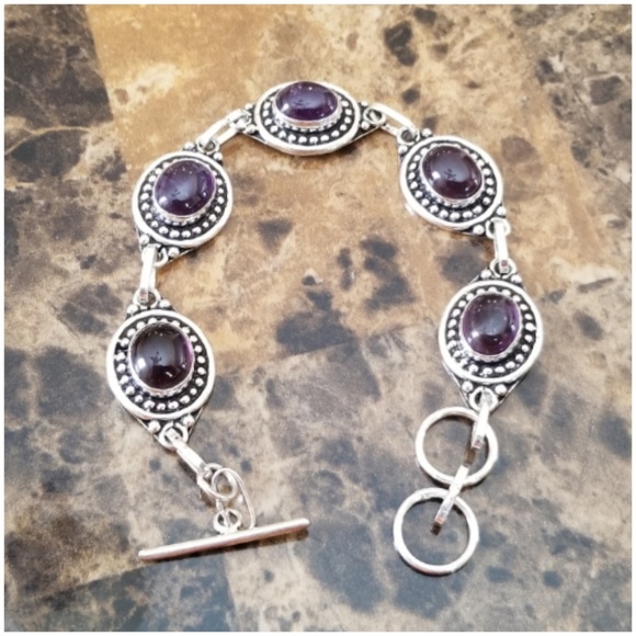 Jewelry - Genuine Amethysts Cabochons Bracelet 8.5"